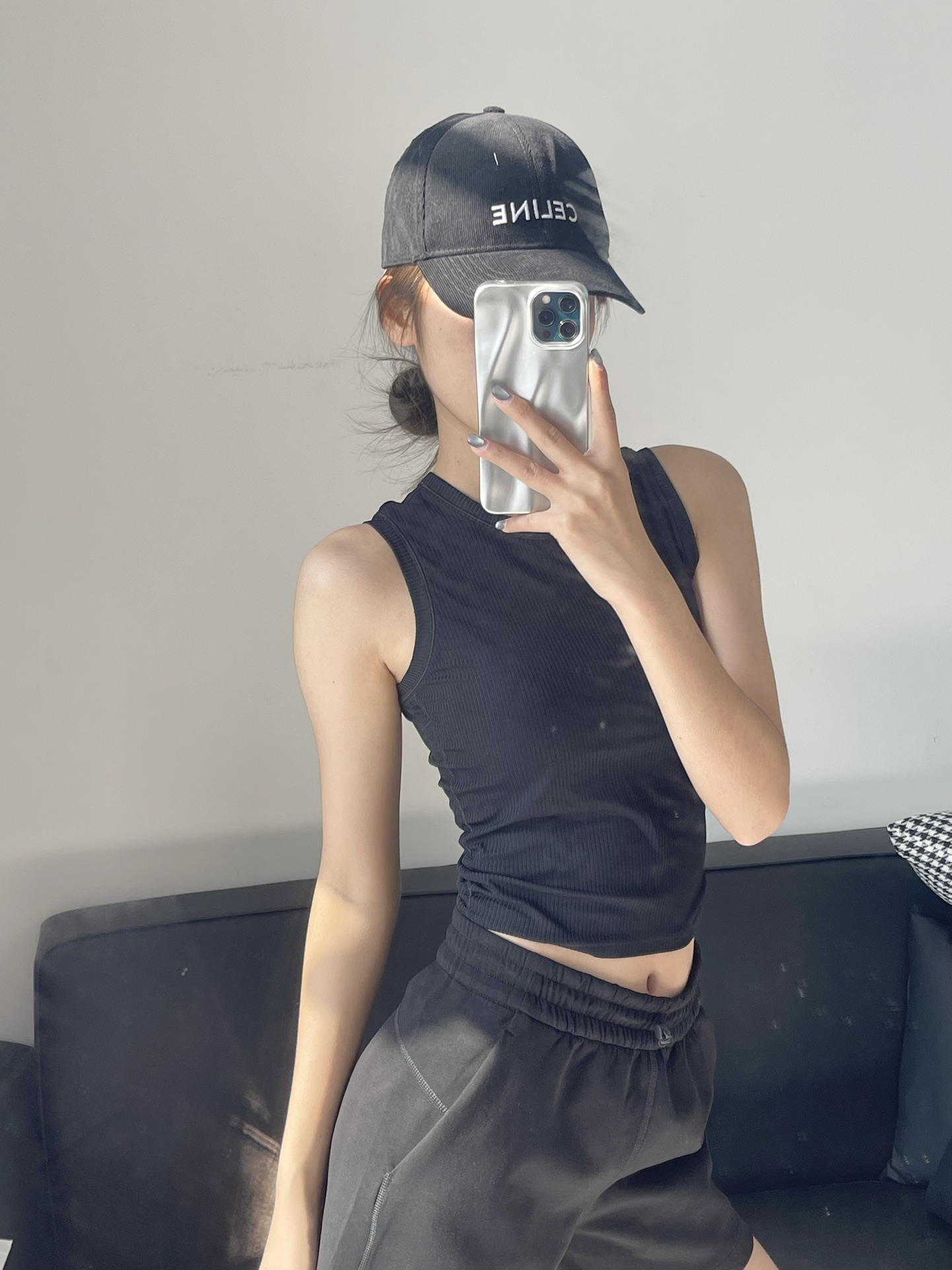 Lululemon tank yoga black