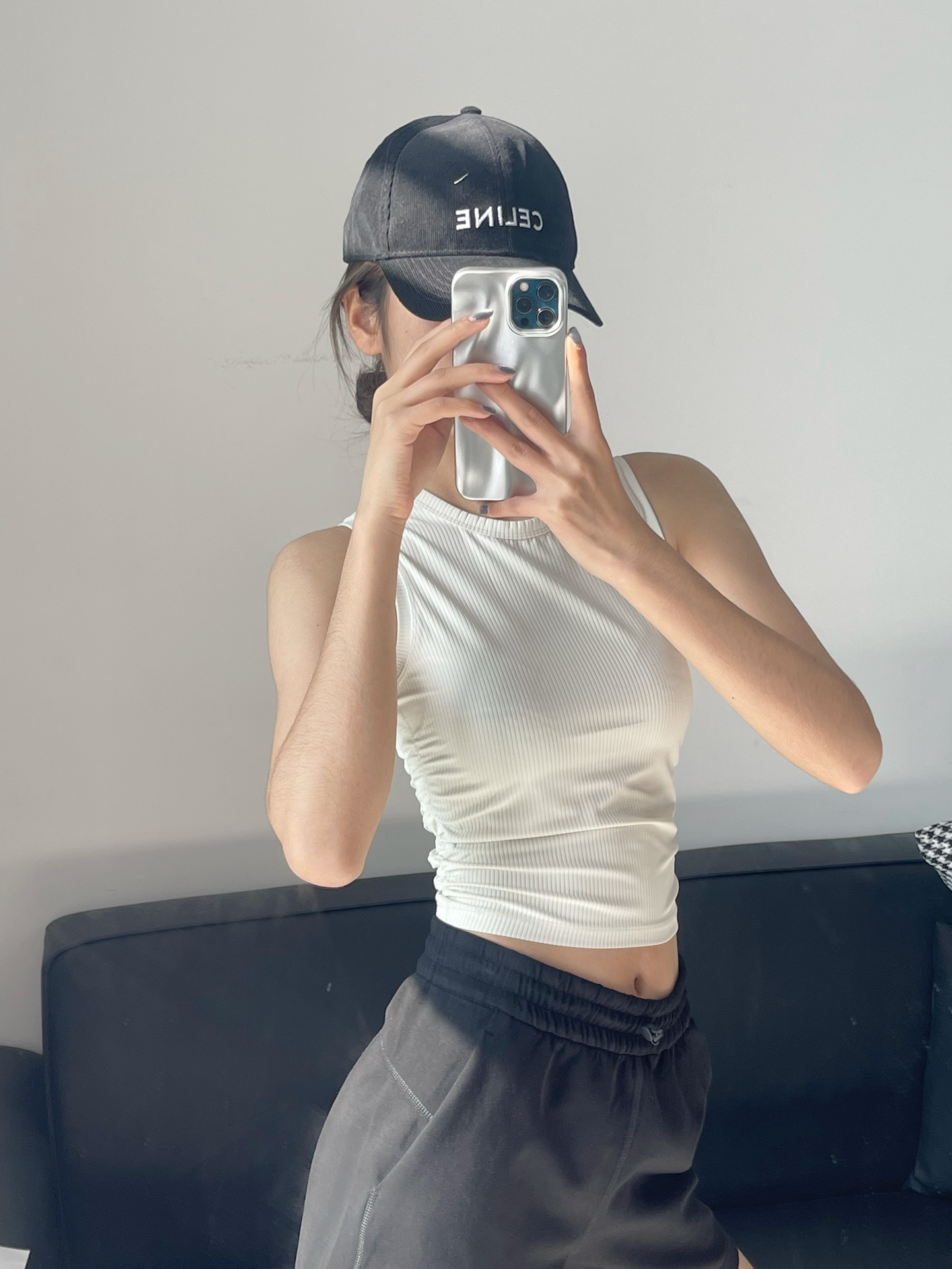 Lululemon tank yoga white