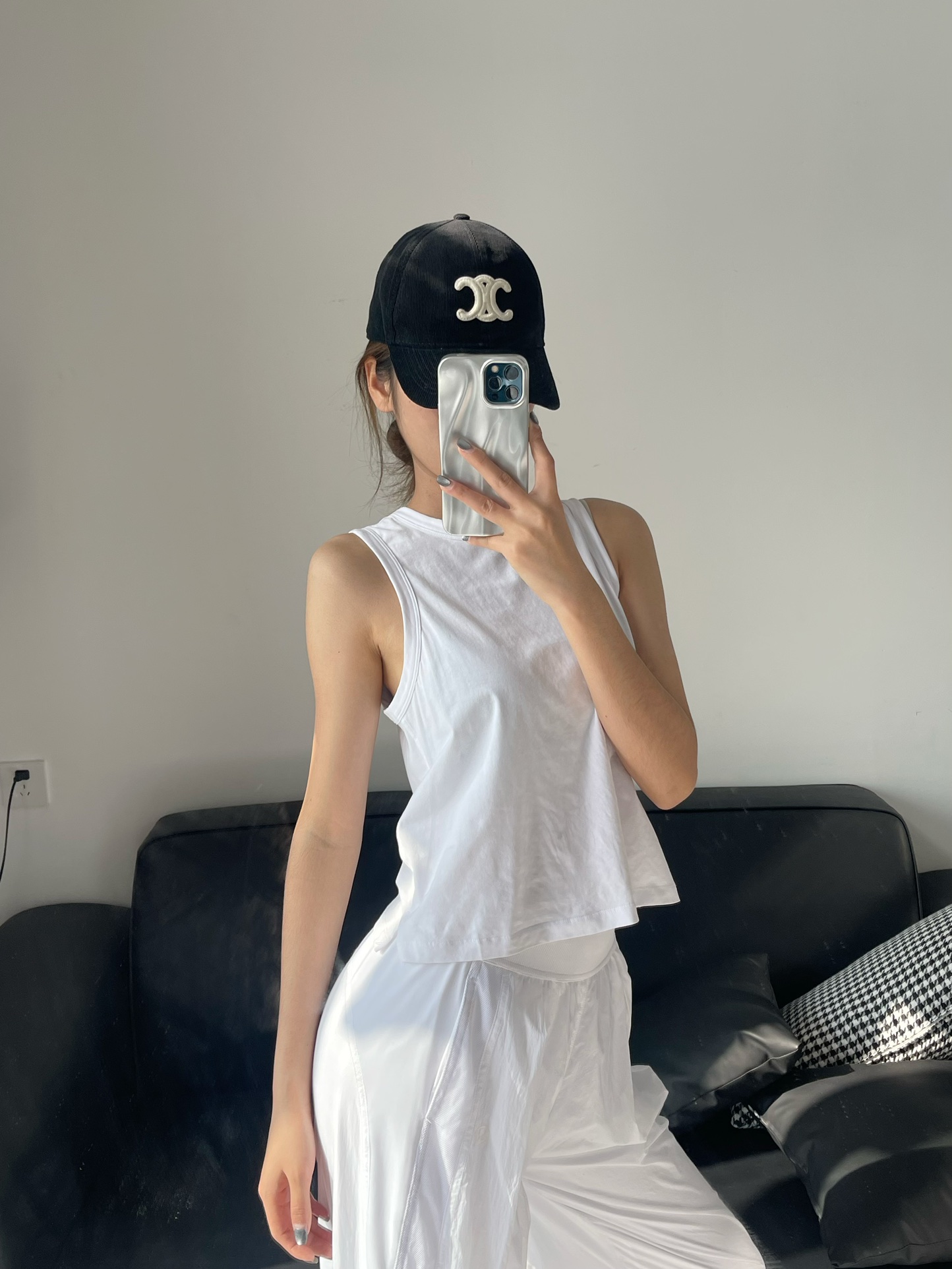 Lululemon Classic-Fit Lulu Tank Top tank everyday white yoga