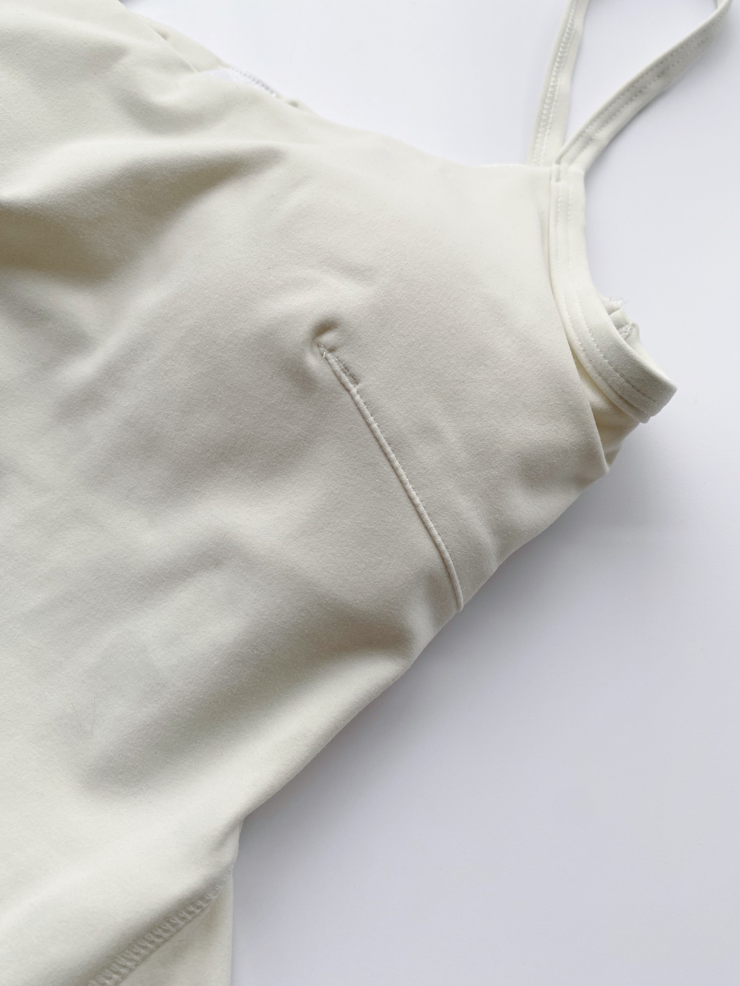 Lulu tanktop lululemon Cross-Back Nulum — photo 9