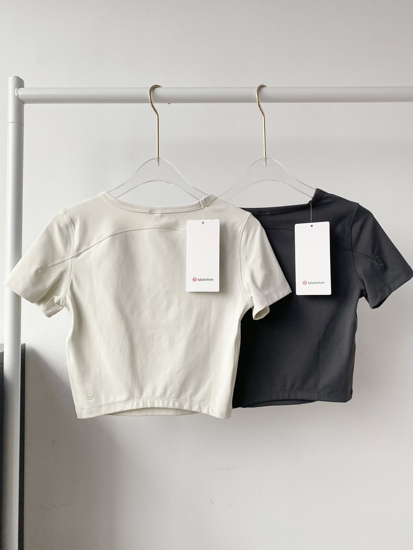 Lululemon Get Centred t-shirt yoga gray