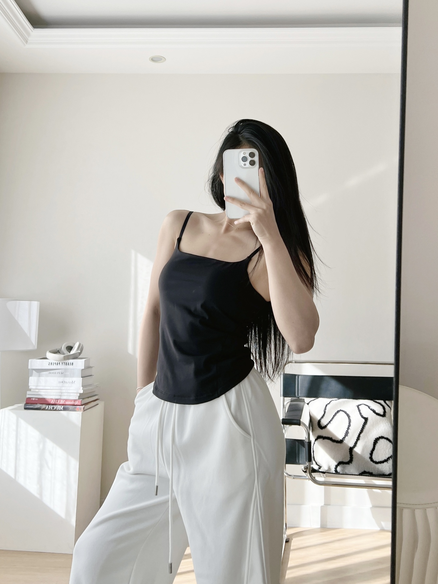 Lululemon tank lounge black yoga