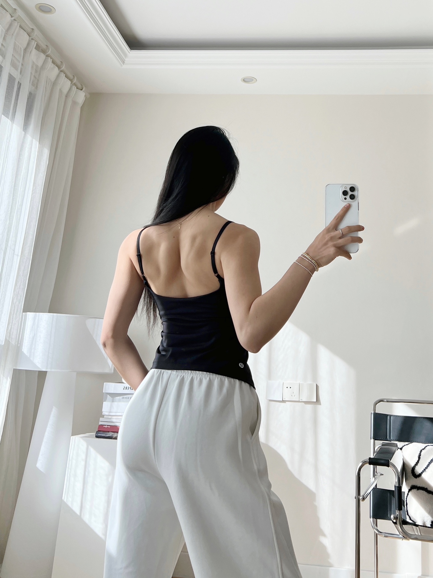 Lululemon tank lounge black yoga
