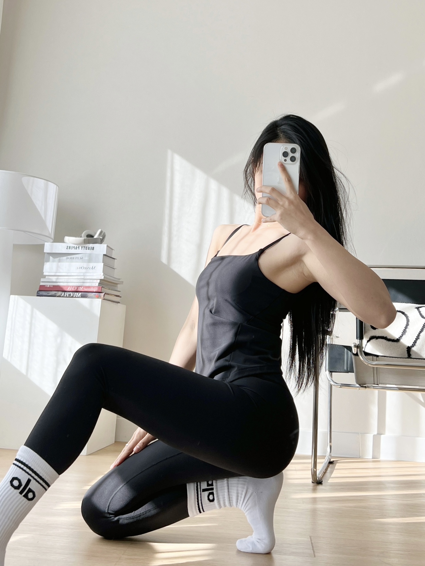 Lululemon tank lounge black yoga