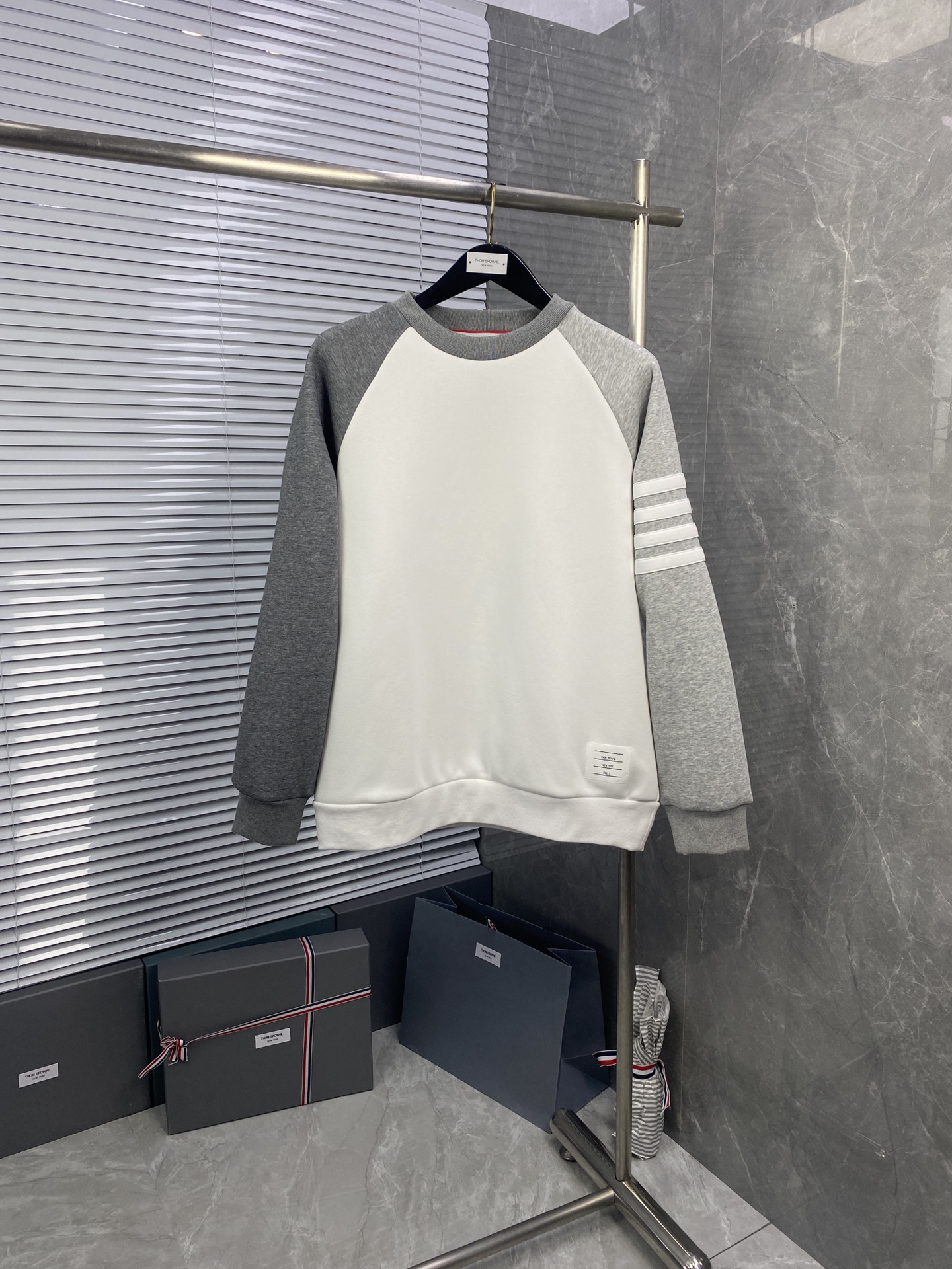 상품 이미지 777