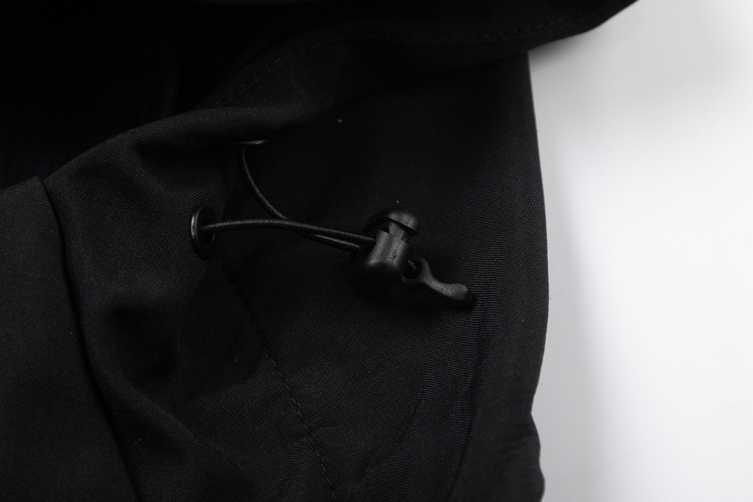 Outdoor Hooded Shell Jacket - Comprehensive 6