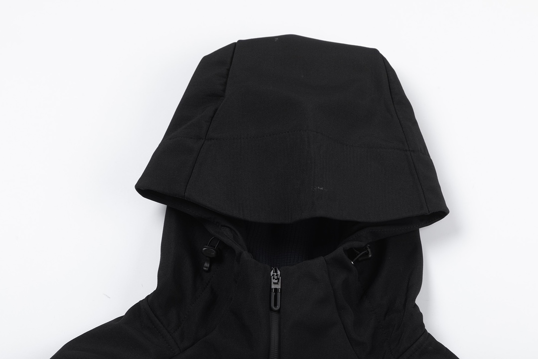 Outdoor Hooded Shell Jacket - Comprehensive 3