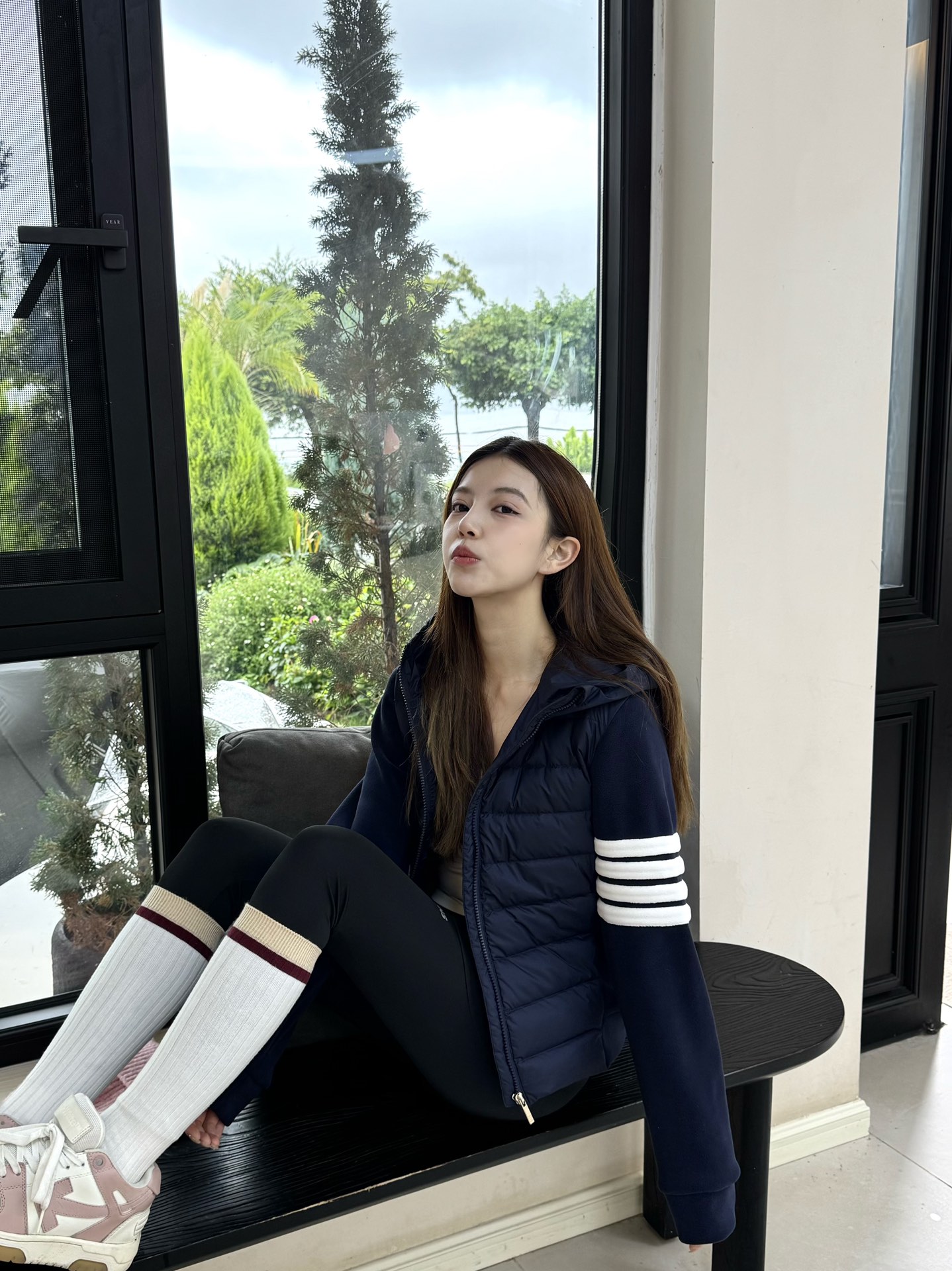 מעילת חורף Thom Browne משובחת בסגנון ארבעה קלים – ניחות מעוצבת