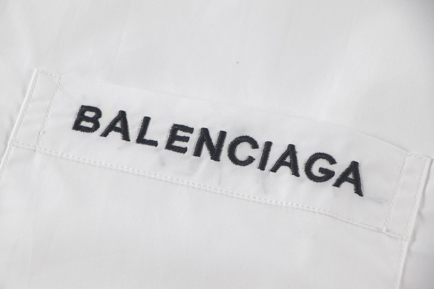 Balenciaga P300 狮子标单排扣休闲长袖衬衫