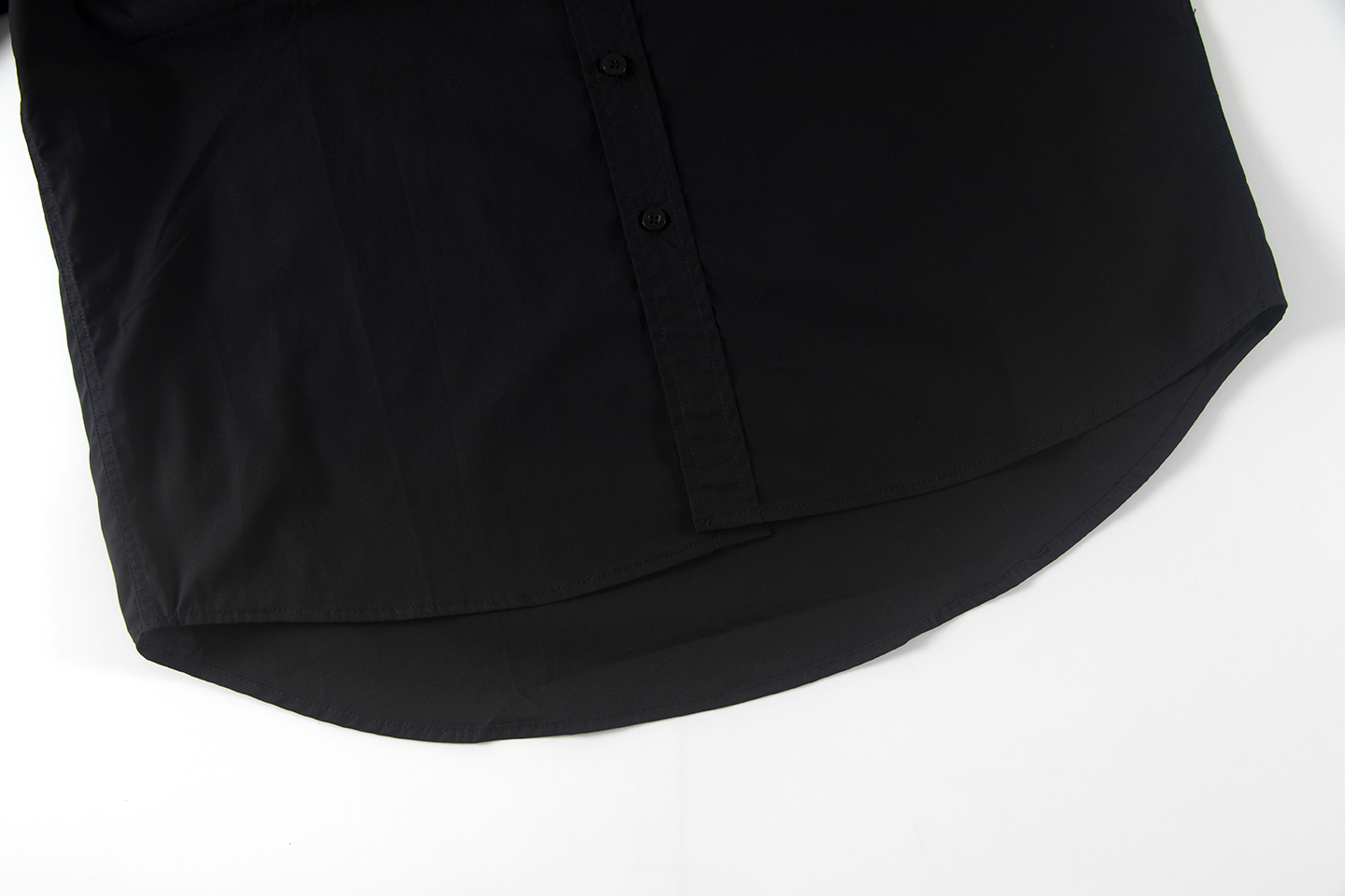 Balenciaga P300 幅広版型のユニセックスシャツ