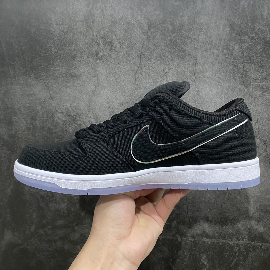 图片[2]-【TOP版本】Eminem × Carhartt × SB Dunk 三方联名 DUNK 阿姆联名 帆布 黑 低帮休闲板鞋  货号：FN4193-013nn国内一线头部大厂出品 知名厂牌同源 原盒原配 圈内天花板工艺 原厂冲刀 超高清洁度 全鞋零毛边皮料切割 高端外贸零售专供 实拍所见即所得 Size： 40 40.5 41 42 42.5 43 44 44.5 45 46 47.5男码-莆田鞋批发中心