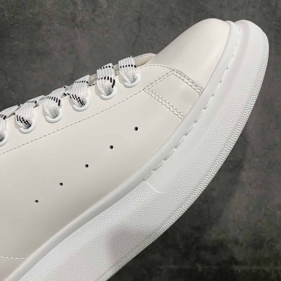 [Top-grade drug box version] Alexander McQueen Alexander McQueen white shoes with white drop rubber tail