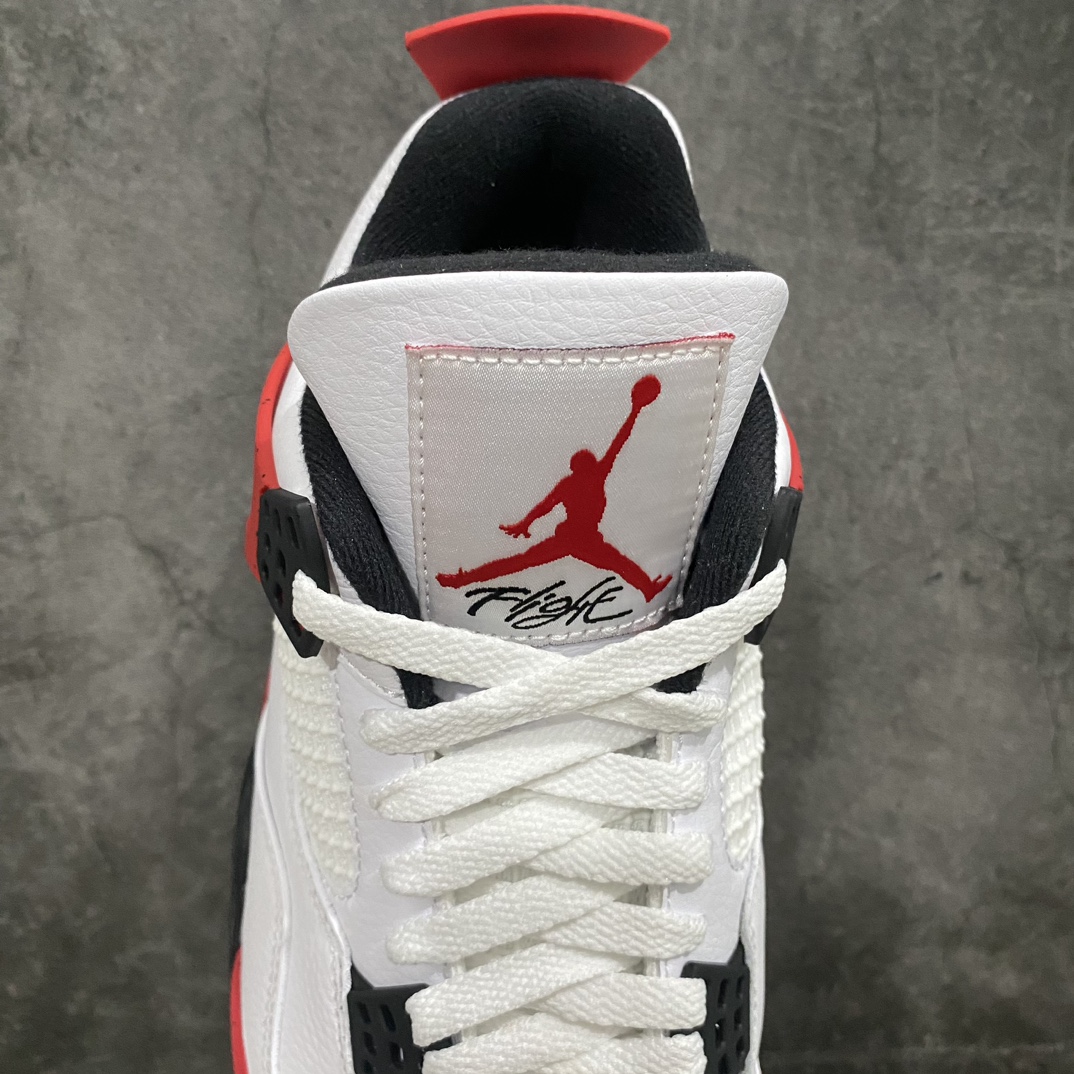 图片[8]-【老DT版】Air Jordan AJ4 Retro 白黑红 红水泥 DH6927-161nn老牌AJ大厂出品 原纸板楦头开发原厂特供皮料加持 确保原汁原味 完美呈现四代版型n一比一鞋头弧度高度鞋身弧度 数据细节工艺流程均保持原鞋一致n皮料切割菱角分明 不变形无多余毛边 柔软性质感一致于原鞋原厂织唛标 原厂飞人电绣工艺 后跟定型进口港宝加持 自然饱满 全鞋荧光划线卡点 追求极致完美 每一双都是工艺品 多重QC质检 超越公司货的品控标准 实实在在的免检产品  尺码：40 40.5 41 42 42.5 43 44 44.5 45 46 47.5-莆田鞋批发中心