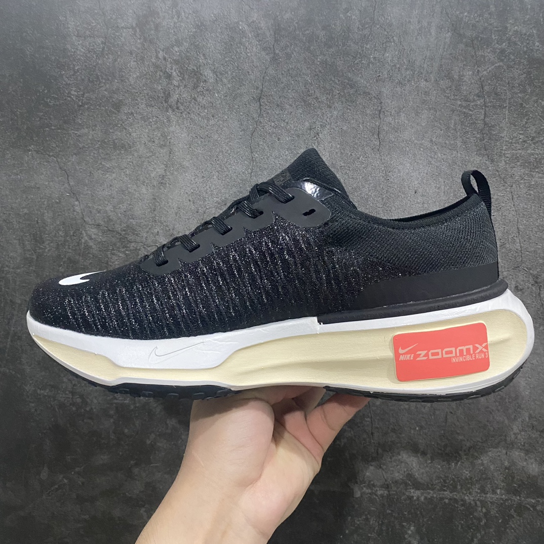 图片[2]-【公司级】Nike ZOOMX invinclble Run FK 3 短跑马拉松系带系列轻量休闲运动慢跑鞋 ！nn此鞋专为短跑运动员而生，是为 5 至 10 公里距离的赛事和训练打造。整体设计採用流线型的轻质工程网眼材质构成鞋面，并与其他 Nike Running 旗舰鞋款同样搭载全脚掌 ZoomX 缓衝中底，搭配 Pebax 物料与橡胶外底。ZoomX StreakFly 首发配色以“Prototype”呈现，其灵感是来自开发期间的磨损测试，透过编号的标记与内侧的预期跑步距离突出研发过程。 货号 DR2615-001nSize 36-45-莆田鞋批发中心