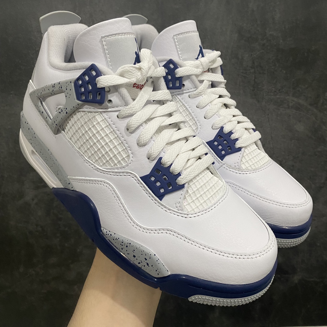 StockXAirJordanAJ4