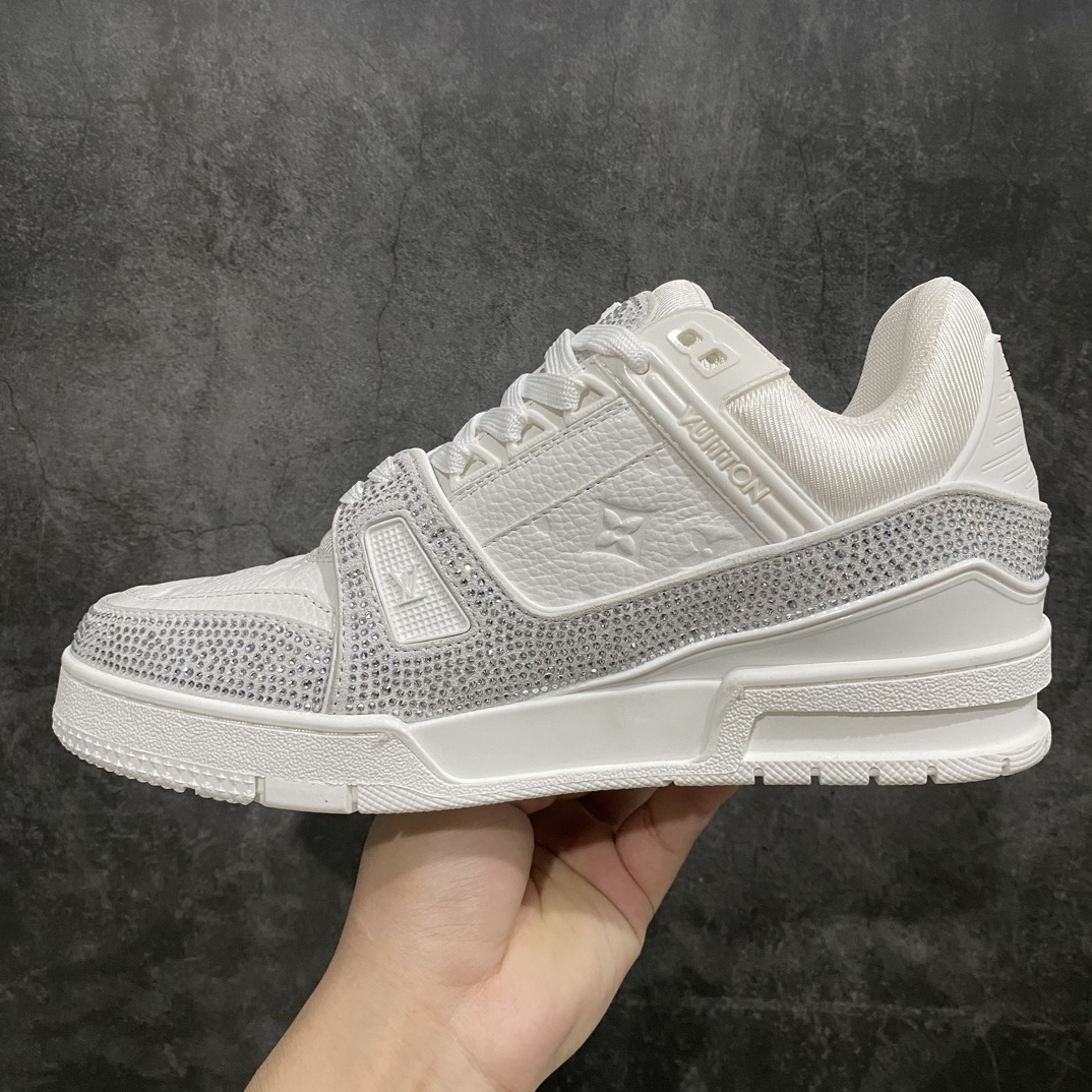 650 【广东顶级纯原】LV Trainer 低帮板鞋 白色 水晶钻石