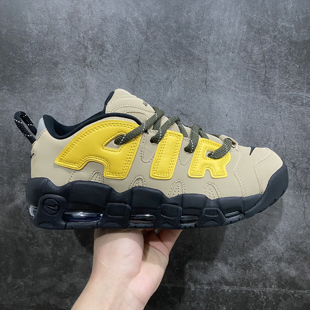 【CK版本】AMBUSH x NK Air More Uptempo Low 皮蓬一代系列低帮经典高街百搭休闲运动文化篮球鞋 棕褐色 FB1299-200nn专业皮蓬大厂出品n经验工艺成熟 细节正确 区别市场提前出货批次n正确粗鞋带 正确鞋舌字体 正确鞋后跟反口弧度不臃肿n欢迎对比任意细节 品质绝对遥遥领先💪🏻nn在经历了Ambush × Air More Uptempo Low首发配色发售 以及小丑配色的多次曝光之后 最后一双黑武士配色也在刚刚被Yoon姐穿了出来 看来马上就是安排下一轮的发售了 这波卖力凹造型也是为自己的新鞋造势 虽然这双黑武士配色应该是曝光三双配色中最普通低调的，但却有着权志龙同款的NK Air Uptempo 黑武士属性加持…此番将经典爆款改为低帮 顺便在后跟处以及鞋舌处加入了Ambush的联名标识 设计上虽然变动不多 但从整体搭配上来说 这双黑武士配色确实不会出错 机能风拉满~这双新款的Ambush x NK Air More Uptempo Low 预计将于今年正式上线 下面附上鞋款信息 感兴趣的各位不要错过了~ 尺码：36 36.5 37.5 38 38.5 39 40 40.5 41 42 42.5 43 44 45-莆田鞋批发中心