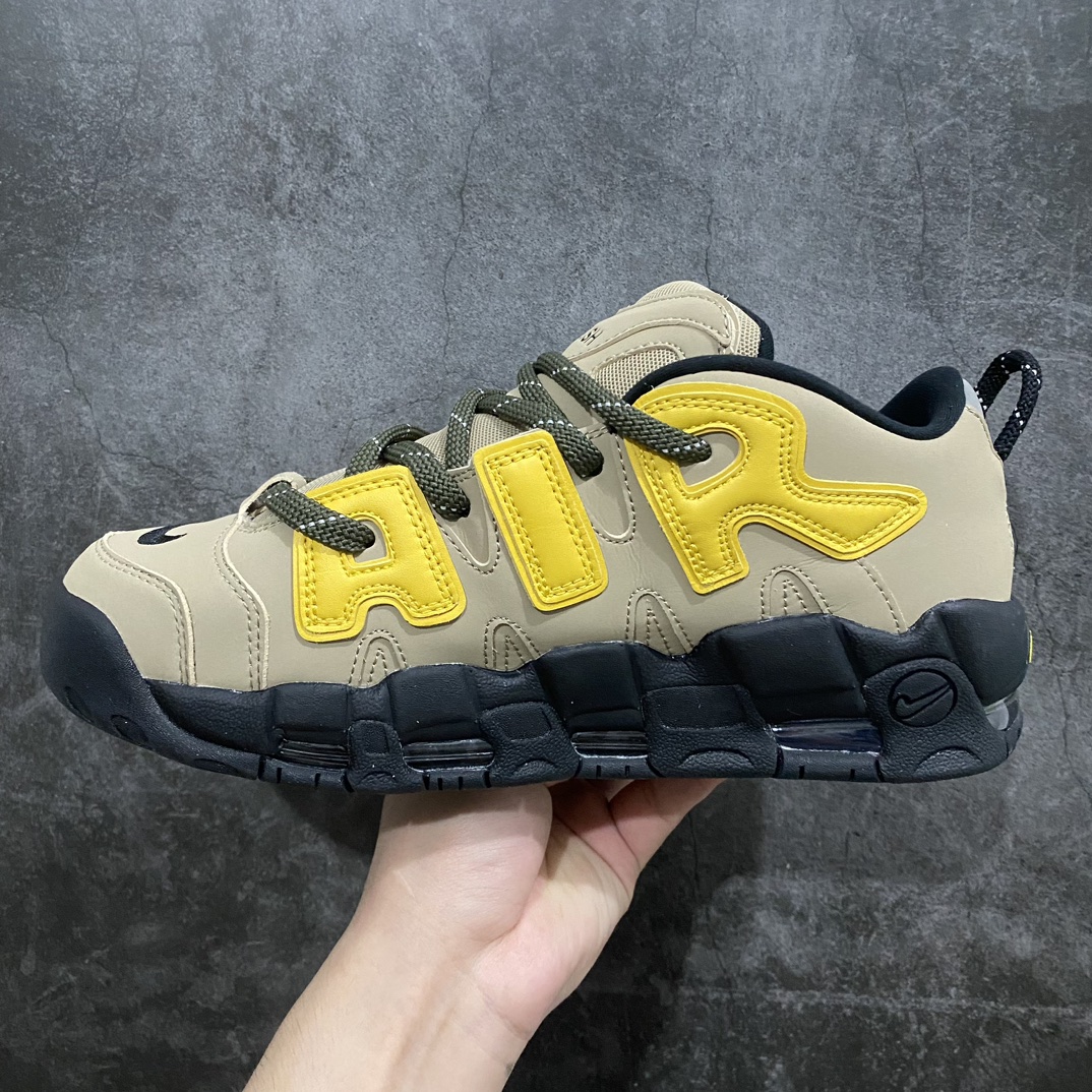 图片[2]-【CK版本】AMBUSH x NK Air More Uptempo Low 皮蓬一代系列低帮经典高街百搭休闲运动文化篮球鞋 棕褐色 FB1299-200nn专业皮蓬大厂出品n经验工艺成熟 细节正确 区别市场提前出货批次n正确粗鞋带 正确鞋舌字体 正确鞋后跟反口弧度不臃肿n欢迎对比任意细节 品质绝对遥遥领先💪🏻nn在经历了Ambush × Air More Uptempo Low首发配色发售 以及小丑配色的多次曝光之后 最后一双黑武士配色也在刚刚被Yoon姐穿了出来 看来马上就是安排下一轮的发售了 这波卖力凹造型也是为自己的新鞋造势 虽然这双黑武士配色应该是曝光三双配色中最普通低调的，但却有着权志龙同款的NK Air Uptempo 黑武士属性加持…此番将经典爆款改为低帮 顺便在后跟处以及鞋舌处加入了Ambush的联名标识 设计上虽然变动不多 但从整体搭配上来说 这双黑武士配色确实不会出错 机能风拉满~这双新款的Ambush x NK Air More Uptempo Low 预计将于今年正式上线 下面附上鞋款信息 感兴趣的各位不要错过了~ 尺码：36 36.5 37.5 38 38.5 39 40 40.5 41 42 42.5 43 44 45-莆田鞋批发中心