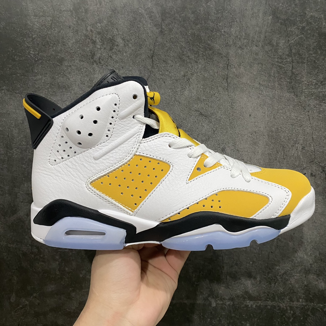 【外贸版】Air Jordan 6 Retro \”Yellow Ochre\” 高帮 白黄 AJ6 乔丹6代 aj6 乔6 高邦 白黄 乔丹篮球鞋系列 在覆盖层上采用白色皮革，在侧面板、鞋头、鞋带锁、鞋跟标签上的部分和鞋舌覆盖层上均采用黄色绒面革。其他细节包括黑色鞋舌、内衬、Jumpmanj Logo标志；后跟和中底的Jumpmann Logo则以黄色点缀，最后以白黑中底搭配冰冷的半透明外底上完善设计收尾。 货号：CT8529-170 尺码：40 40.5 41 42 42.5 43 44 44.5 45 46 47.5-莆田鞋批发中心