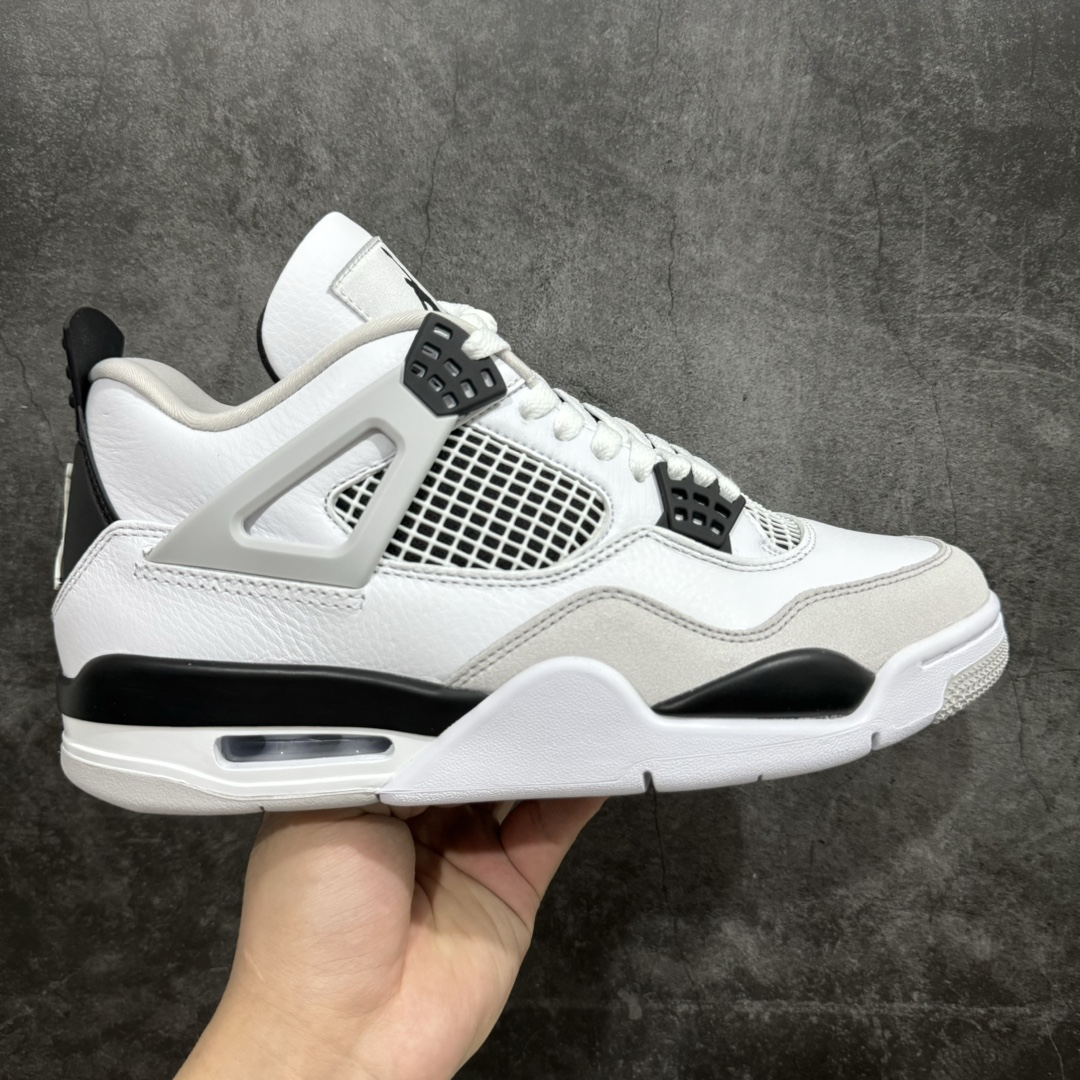 【莞产裁片】Air Jordan AJ4n黑白灰 小白水泥 DH6927-111 全套原纸板楦头开发 原厂特供皮料加持完美四代版型 一比一鞋头弧度高度鞋身弧度数据细节工艺流程均保持原鞋一致 原厂TPU网格鞋带扣原厂织唛标 原厂飞人电绣工艺 印刷中底布 四线拉帮 米色美纹纸贴合固定 进口港宝加持 后跟自然饱满 追求极致完美 每一双都是工艺品  尺码：40.5-47.5-莆田鞋批发中心