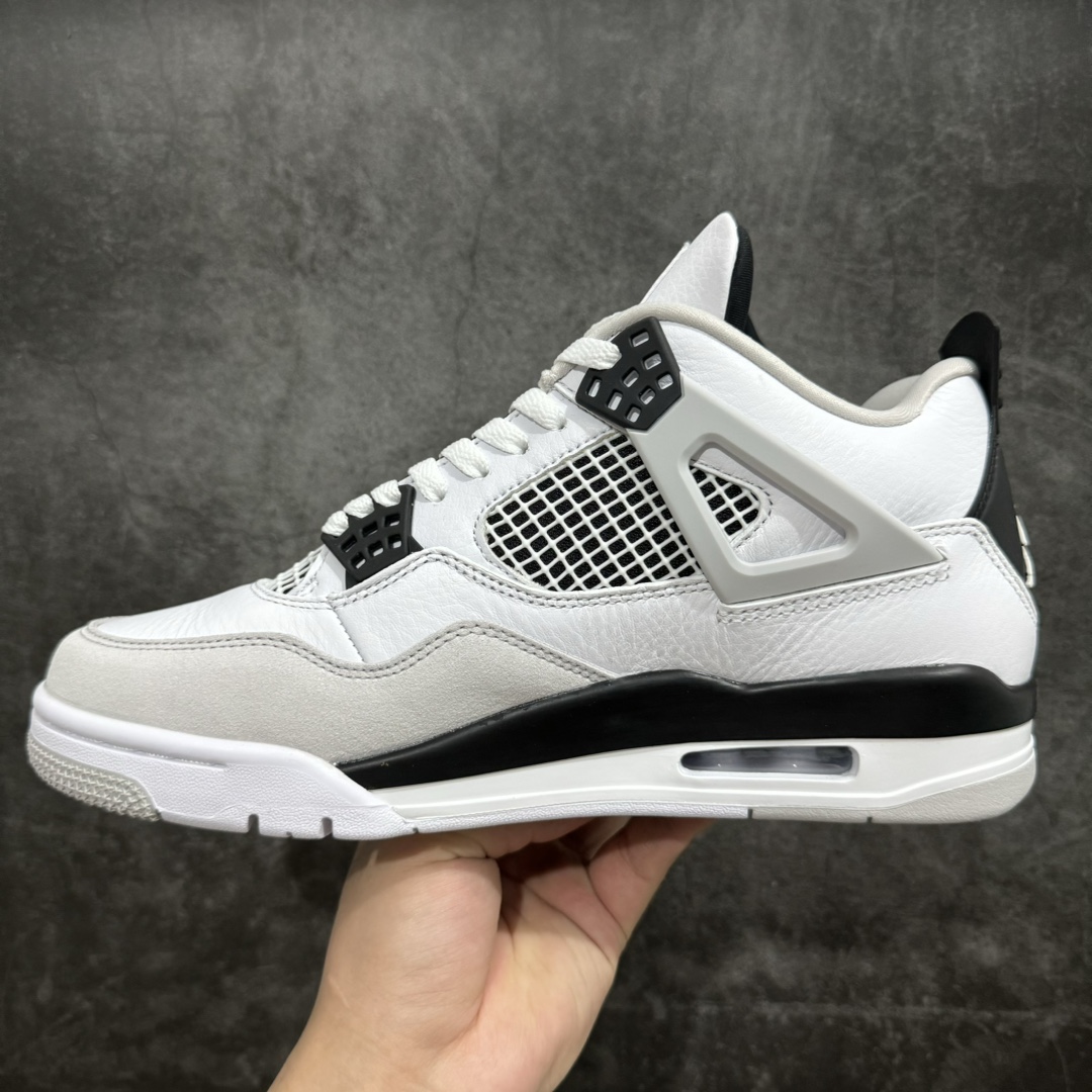 图片[2]-【莞产裁片】Air Jordan AJ4n黑白灰 小白水泥 DH6927-111 全套原纸板楦头开发 原厂特供皮料加持完美四代版型 一比一鞋头弧度高度鞋身弧度数据细节工艺流程均保持原鞋一致 原厂TPU网格鞋带扣原厂织唛标 原厂飞人电绣工艺 印刷中底布 四线拉帮 米色美纹纸贴合固定 进口港宝加持 后跟自然饱满 追求极致完美 每一双都是工艺品  尺码：40.5-47.5-莆田鞋批发中心