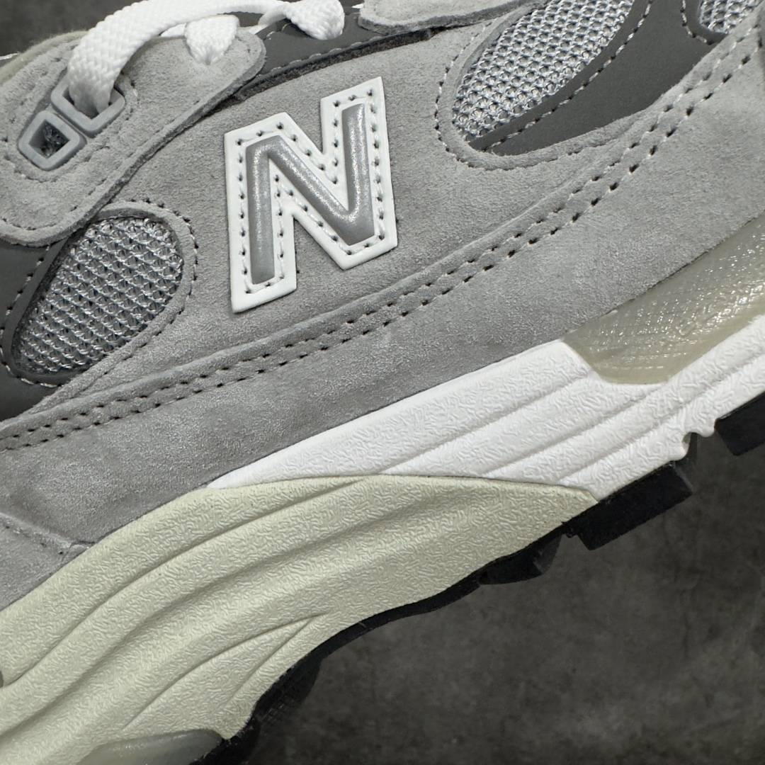 图片[5]-【纯原M纯原】New Balance M992GR 新百伦NB992总统复古慢跑鞋 元祖灰M版新系列992系列开始陆续出货正确3M反光细节 原楦原纸版开发正确6层组合底模精密开发 后跟透明TPU水晶装饰条稳固 沿用了引以为傲的跑鞋手工技艺 采用猪皮绒面并包裹局部透气网面的鞋身设计 菱网鞋舌上刻有New Balance USA 鞋面依旧身着经典的大热之灰 彰显了其高端的品质身份  尺码：36 37 37.5 38 38.5 39 40 40.5 41.5 42 42.5 43 44 45 46.5-莆田鞋批发中心