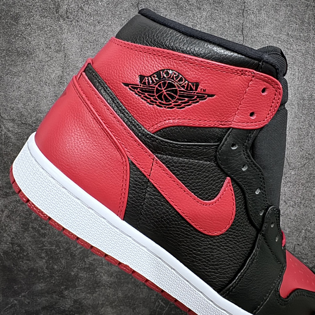 图片[7]-【莞产DG版本】Air Jordan 1 High  \” Banned\” 黑红禁穿 2011版 AJ1乔1高帮文化篮球鞋 432001-001国内一线头部知名大厂出品 知名厂牌同源 原鞋原楦头纸板开发 极致一眼正品既视感 原厂漆皮皮料打造 整体楦型 正确鞋垫背胶 中底拉帮 飞翼3D高频深度立体 等各方细节做工完美呈现 最大限度还原公司正品 实拍如图所示 所见即所得 尺码：40.5 41 42 42.5 43 44 44.5 45 46 47.5-莆田鞋批发中心