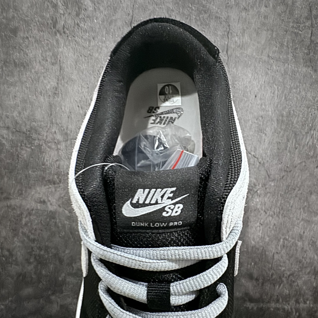 图片[8]-NIKE DUNK SB LOW 黑白奥利奥nDunk SB顾名思义，具有经典的Dunk血缘，又注入了更多的时尚元素。相较于普通的Dunk滑板鞋，改良版的Dunk SB加厚了鞋舌的填充，使舒适性大大提升，同时也更方便穿脱；中底部分则加入了脚感柔软舒适Zoom Air气垫，有效吸收滑板等极限运动在落地时带来的冲击力，为街头运动者们提供更好的保护  货号：854866-001 尺码：39 40 40.5 41 42 42.5 43 44 45-莆田鞋批发中心