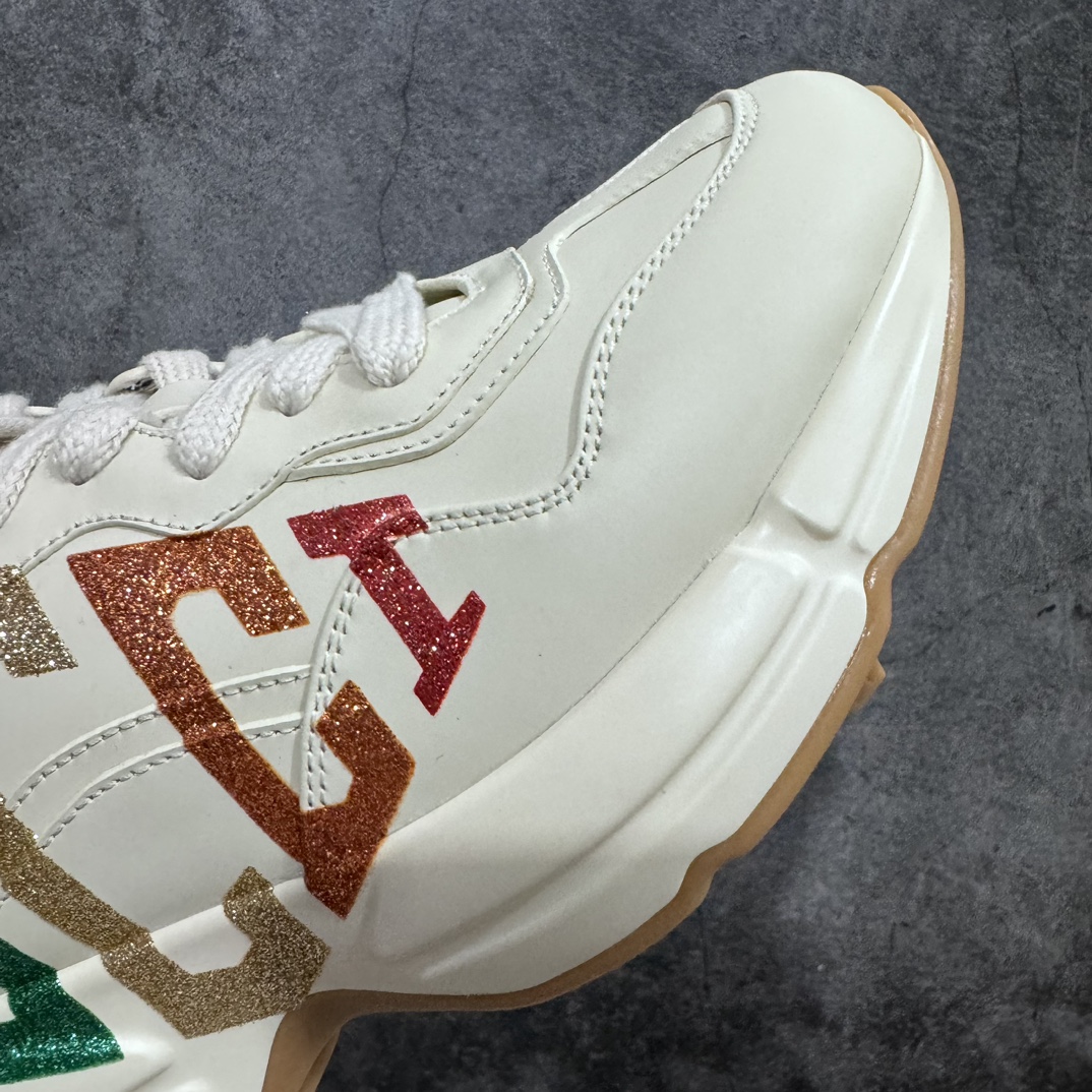 550 意大利时装奢饰品牌·古驰 Gucci Rhyton Vintage Trainer Sneaker 古驰老爹5D皮革角状复古慢跑鞋 524990 DRW00 9022