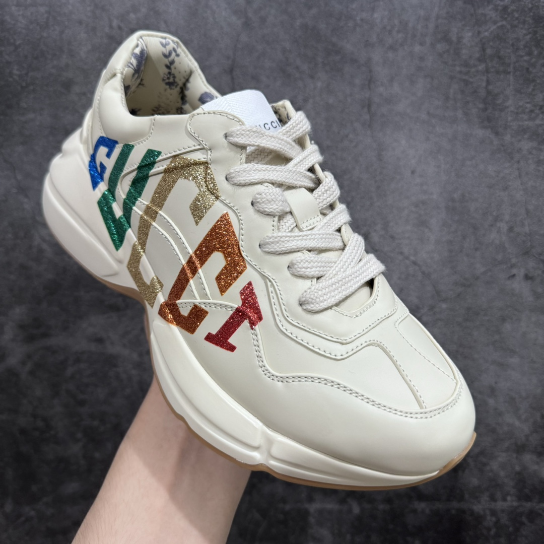 550 意大利时装奢饰品牌·古驰 Gucci Rhyton Vintage Trainer Sneaker 古驰老爹5D皮革角状复古慢跑鞋 524990 DRW00 9022