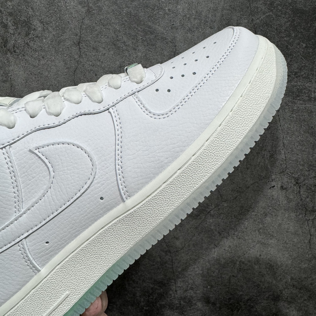 图片[6]-【HY版本】Air Force 1 Low \”GOT\’EM\” 寿桃n随鞋附赠GOT\’EM皮革吊牌, 天鹅绒鞋袋前端鞋带扣n原楦头原纸板 打造纯正空军版型 专注外贸渠道 全掌内置蜂窝气垫原盒配件 原厂中底钢印、拉帮完美 官方同步上架 货号：DC3287-111 Size：36 36.5 37.5 38 38.5 39 40 40.5 41 42 42.5 43 44 44.5 45-莆田鞋批发中心