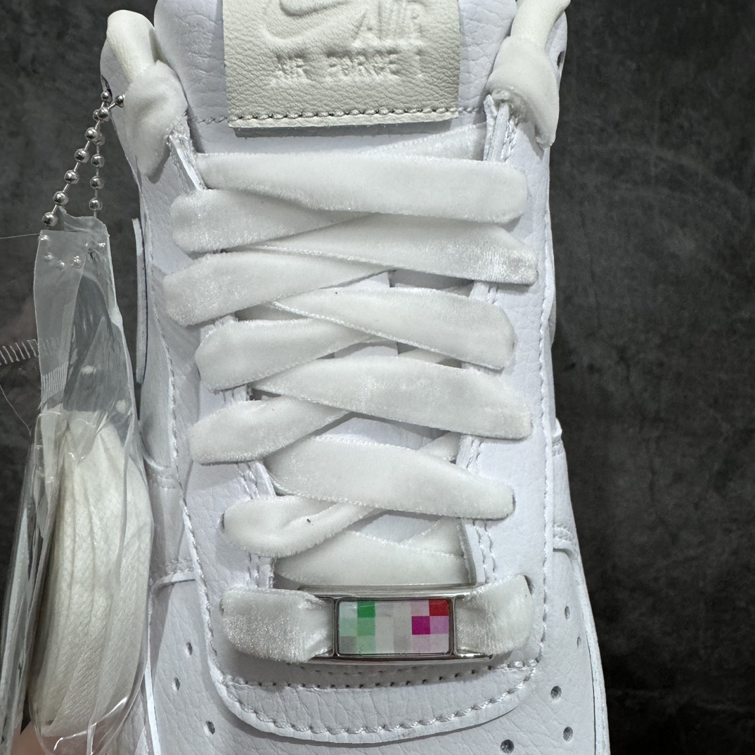 图片[4]-【HY版本】Air Force 1 Low \”GOT\’EM\” 寿桃n随鞋附赠GOT\’EM皮革吊牌, 天鹅绒鞋袋前端鞋带扣n原楦头原纸板 打造纯正空军版型 专注外贸渠道 全掌内置蜂窝气垫原盒配件 原厂中底钢印、拉帮完美 官方同步上架 货号：DC3287-111 Size：36 36.5 37.5 38 38.5 39 40 40.5 41 42 42.5 43 44 44.5 45-莆田鞋批发中心