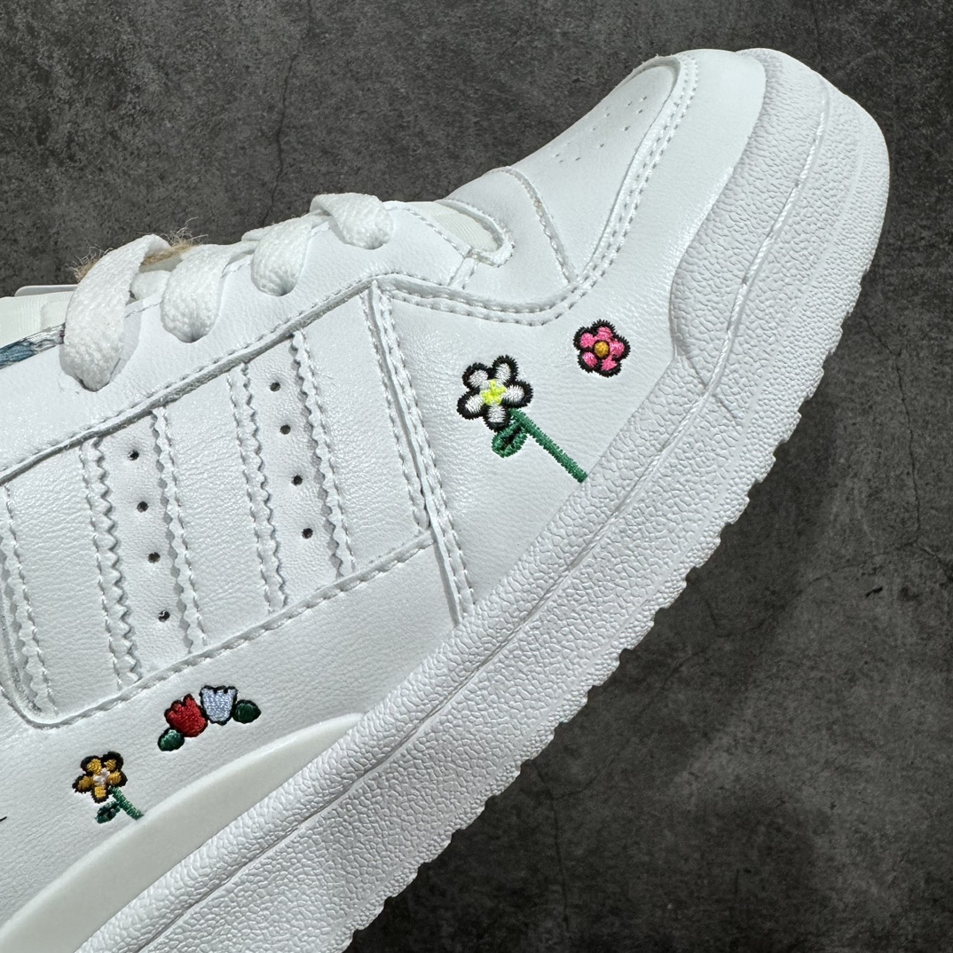 图片[6]-【纯原版】Adidas Original Forum 84 Low OG 定制配色 hello kitty 印花 阿迪达斯 84系列 低帮复古潮流运动板鞋n纯原版 市场最高品质欢迎对比市场其他版本 版型皮料细节明显不一样n原楦原数据开发 采用牛培皮革材质n全头层皮鞋面 原盒原标 专供外贸渠道 货号: IG0301 Size：36 36.5 37.5 38 38.5 39 40-莆田鞋批发中心