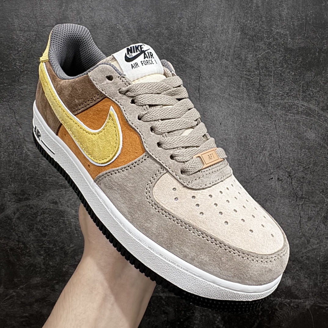 图片[3]-【公司级】耐克Nike By You Air Force 1\’07 Low Retro SP空军一号低帮经典百搭休闲运动板鞋“麂皮米黄棕”LF8989-555n海贼王《One Piece 》专属定制个性鞋款n男女鞋真标半码制 升级原楦开发版型n采用猪巴革鞋面材质 内置全掌Air Sole气垫 尺码：36 36.5 37.5 38 38.5 39 40 40.5 41 42 42.5 43 44 44.5 45-莆田鞋批发中心