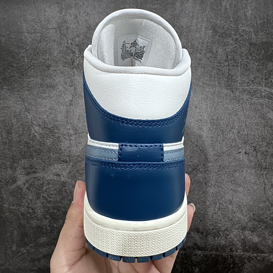 纯原版AirJordanAJ1Mid中帮白蓝BQ6472-414市面中低帮最具代表性版本没有之一口碑大厂