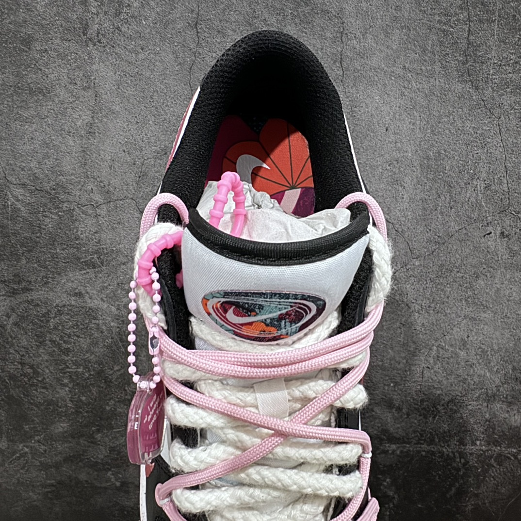 图片[9]-【CS版本】NK Dunk Low Multi-Color Swoosh SB低帮解构绑带活力三勾 黑白粉火焰勾 货号：FD4623-157 专业dunk大厂 主打dunk85系列的工厂 品质以及性价比都是市场无可匹敌的存在 皮料用的扎实 裁边清洁度超高 鞋型细节也没任何问题 强烈推荐 配色非常齐全 终端供应💪🏻 尺码：36 36.5 37.5 38 38.5 39 40-选品中心