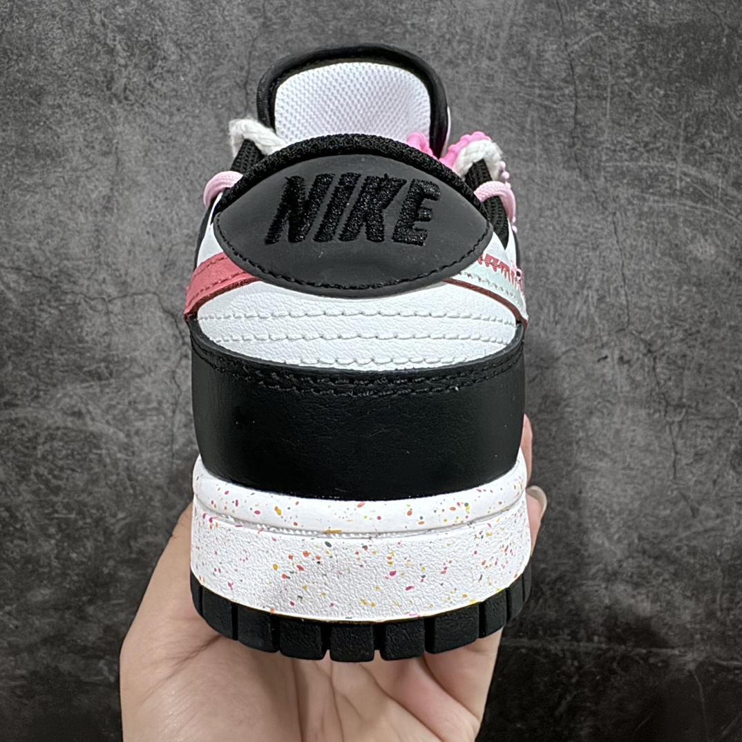 图片[8]-【CS版本】NK Dunk Low Multi-Color Swoosh SB低帮解构绑带活力三勾 黑白粉火焰勾 货号：FD4623-157 专业dunk大厂 主打dunk85系列的工厂 品质以及性价比都是市场无可匹敌的存在 皮料用的扎实 裁边清洁度超高 鞋型细节也没任何问题 强烈推荐 配色非常齐全 终端供应💪🏻 尺码：36 36.5 37.5 38 38.5 39 40-选品中心