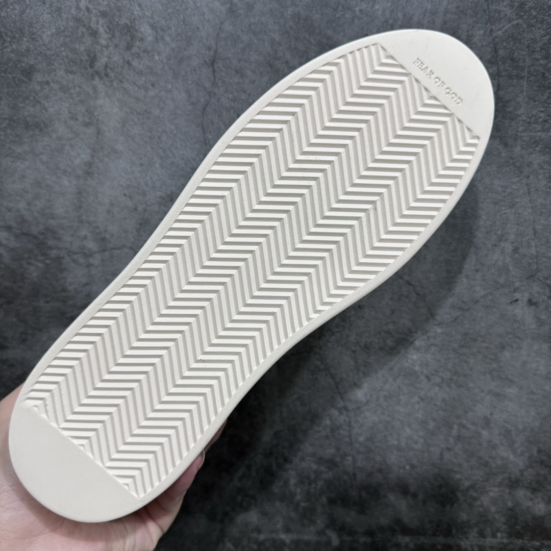 图片[9]-【莞产顶级】敬畏上帝/Fear of God FOG 101 Low Top Sneaker低帮板鞋 白棕色 欧美范儿必备 洛杉矶街头奢牌 平底低帮增高系带百搭休闲运动板鞋 附赠精致鞋带与配防尘袋配件 采用翻毛皮与牛剖革鞋面材质 外置耐磨橡胶大底 尺码：39-45-选品中心