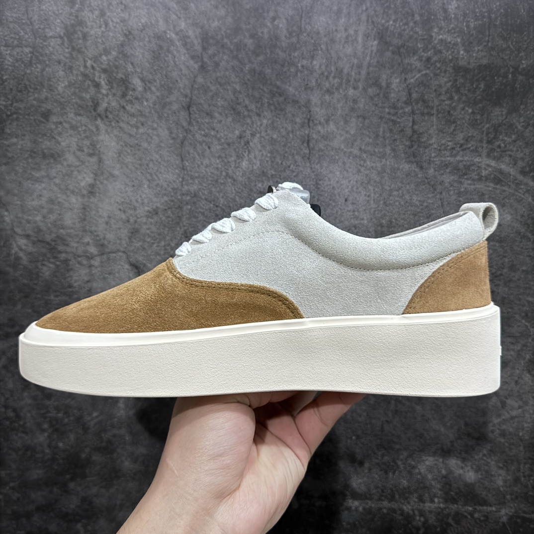 图片[2]-【莞产顶级】敬畏上帝/Fear of God FOG 101 Low Top Sneaker低帮板鞋 白棕色 欧美范儿必备 洛杉矶街头奢牌 平底低帮增高系带百搭休闲运动板鞋 附赠精致鞋带与配防尘袋配件 采用翻毛皮与牛剖革鞋面材质 外置耐磨橡胶大底 尺码：39-45-选品中心