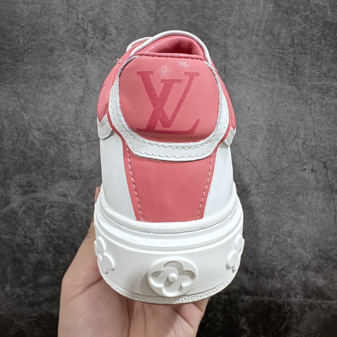 图片[4]-【广东顶级纯原】Louis Vuitton Time Out Low Sneaker LV 舒畅系列休闲松糕锯齿底系列板鞋n配件抽屉礼盒 防尘布袋 身份卡 小票采用软质粒面头层牛革拼接制成鞋面材质高密度电脑车线工艺 小牛真皮内里贴附nPU超软脚感乳胶鞋垫 外置隔色厚实橡胶大底 Size：35-39n-莆田鞋批发中心