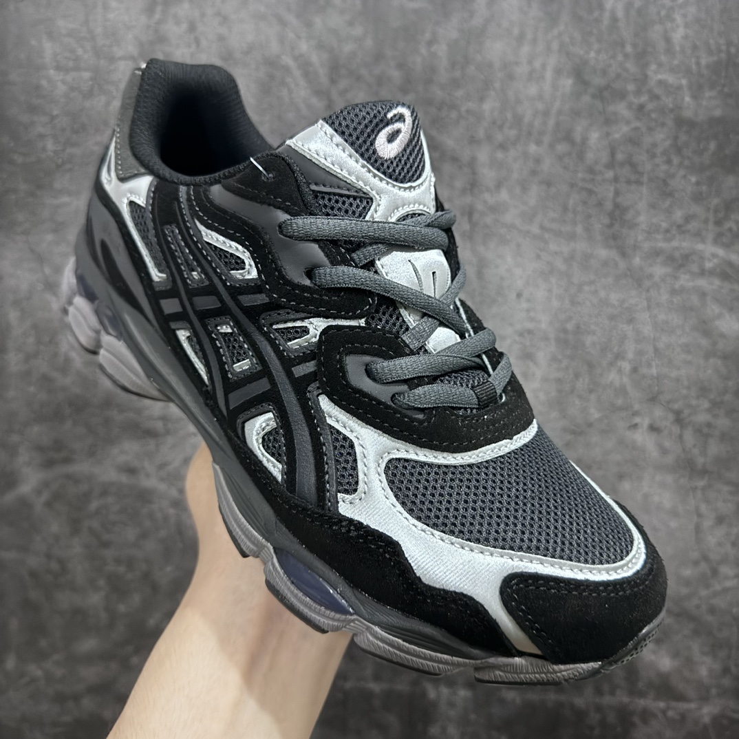 图片[3]-【公司级】Asics Gel-NYC复古单品 亚瑟士ASICSTIGER秋季新款休闲鞋 厚底街头运动休闲鞋nASICS亚瑟士推出全新GEL-NYC，彰显纽约都市活力n这次的新系列融入了多个版本GEL的经典设计风格，广受好评。其设计灵感来源于GEL-NIMBUS 3,GEL-MC PLUS V 和 GEL-CUMULUS 16 这些往日经典鞋款。GEL-NYC使用GEL-CUMULUS 16鞋款的鞋楦设计,展现了独特的现代化美学。鞋底采用了轻质发泡材料,并在后跟和前掌处采用了ASICS亚瑟士核心科技——GEL缓震胶,赋予鞋款强大的缓冲性能,提供了更柔软舒适的穿着体验。而在原有设计的启发之上,此次鞋款采用更贴合当今潮流趋势的材料和创新技术,展现出纽约充满活力的都市精神。 货号：1201A789-020 尺码：36-45-莆田鞋批发中心