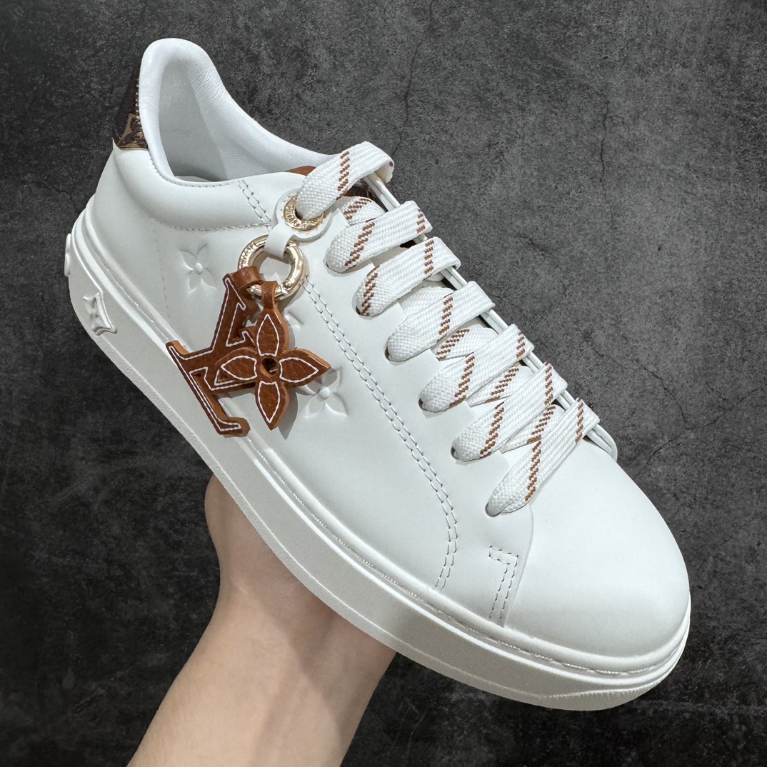 图片[3]-【广东顶级纯原】Louis Vuitton Time Out Low Sneaker LV 舒畅系列休闲松糕锯齿底系列板鞋n配件抽屉礼盒 防尘布袋 身份卡 小票采用软质粒面头层牛革拼接制成鞋面材质高密度电脑车线工艺 小牛真皮内里贴附nPU超软脚感乳胶鞋垫 外置隔色厚实橡胶大底 Size：35-45-莆田鞋批发中心