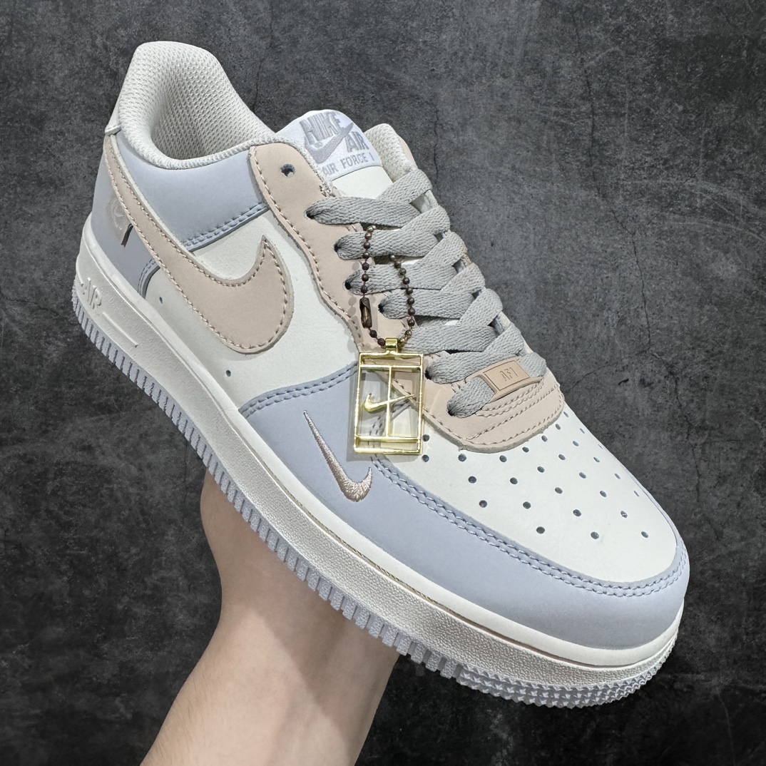 240 NK Air Force 1 空军一号板鞋肉桂奶茶 DB3301-111