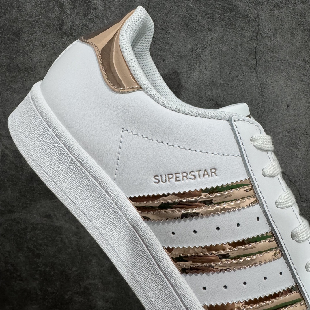 180 【渠道最强版】 Adidas   Originals Superstar 经典贝壳头休闲板鞋 白浅铜FX4271