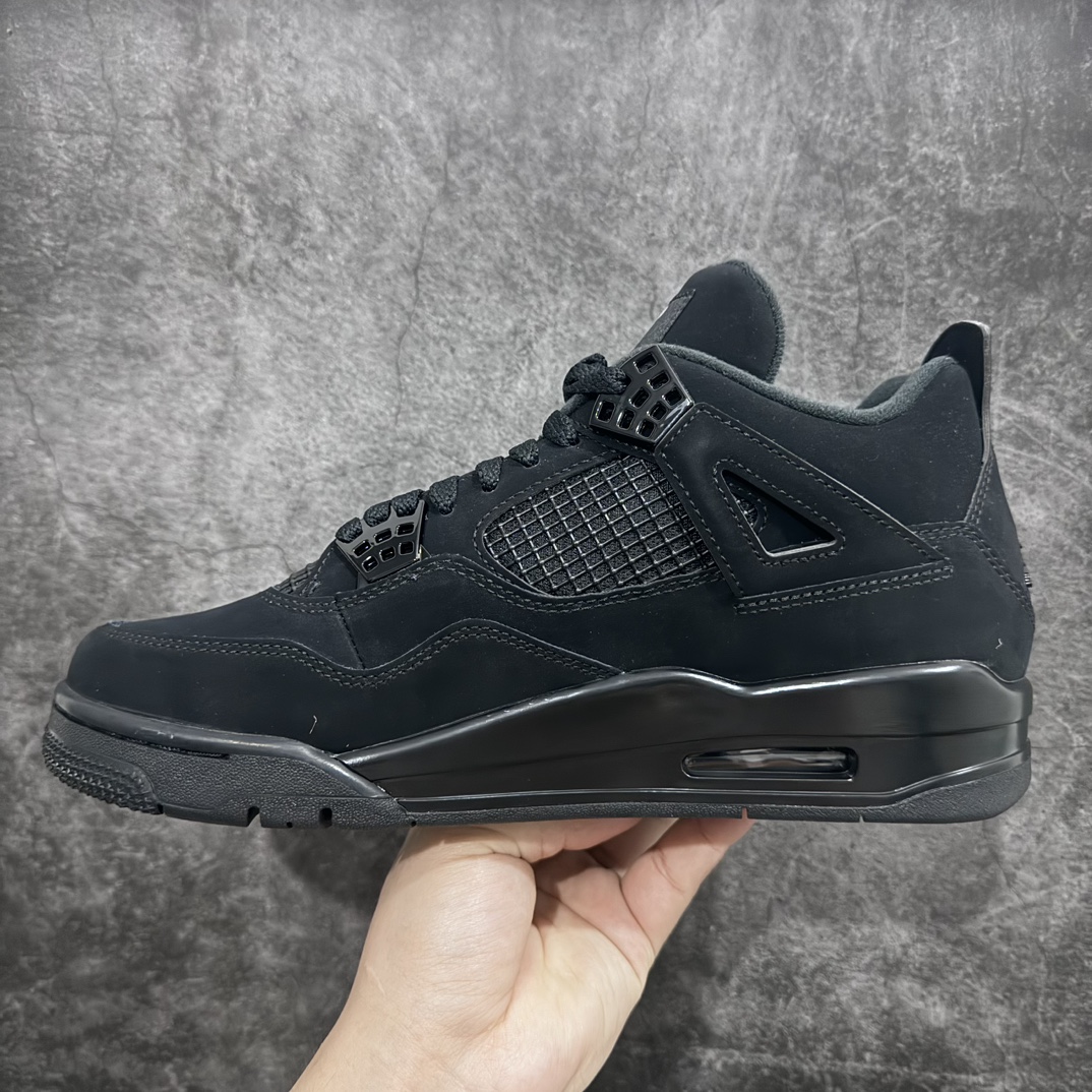 图片[2]-【GX2.0/绿X】Air Jordan AJ4 Retro \”Black Cat\” 黑猫 CU1110-010 圈内最强四代 耗时半年巨作 全套原纸板楦头开发 原厂特供皮料加持 确保原汁原味 完美呈现四代版型 一比一鞋头弧度高度鞋身弧度 数据细节工艺流程均保持原鞋一致 原厂TPU网格鞋带扣 正确内里网布 菱角分明不变形无多余毛边 柔软性质感一致于原鞋 市场唯一原厂鞋扣模具 背面可见隐藏注塑口 原厂织唛标 原厂飞人电绣工艺 尾指中部跳三针 独家绑鞋带手法 印刷中底布 四线拉帮 米色美纹纸贴合固定 进口港宝加持 后跟自然饱满 全鞋荧光划线卡点 追求极致完美 每一双都是工艺品 多重QC质检 超越公司货的品控标准 实实在在的免检产品  尺码：40 40.5 41 42 42.5 43 44 44.5 45 45.5 46 47.5 48.5-莆田鞋批发中心