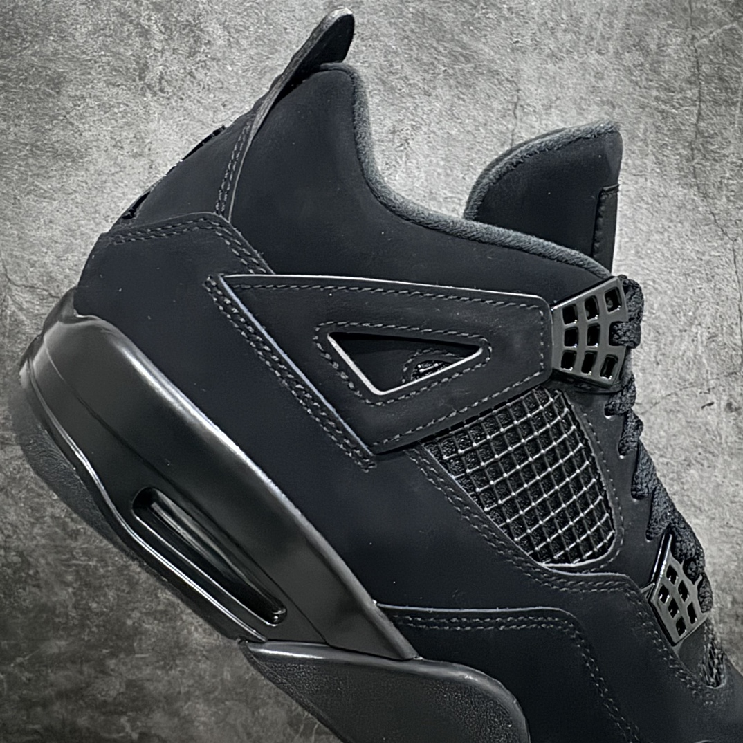 图片[7]-【GX2.0/绿X】Air Jordan AJ4 Retro \”Black Cat\” 黑猫 CU1110-010 圈内最强四代 耗时半年巨作 全套原纸板楦头开发 原厂特供皮料加持 确保原汁原味 完美呈现四代版型 一比一鞋头弧度高度鞋身弧度 数据细节工艺流程均保持原鞋一致 原厂TPU网格鞋带扣 正确内里网布 菱角分明不变形无多余毛边 柔软性质感一致于原鞋 市场唯一原厂鞋扣模具 背面可见隐藏注塑口 原厂织唛标 原厂飞人电绣工艺 尾指中部跳三针 独家绑鞋带手法 印刷中底布 四线拉帮 米色美纹纸贴合固定 进口港宝加持 后跟自然饱满 全鞋荧光划线卡点 追求极致完美 每一双都是工艺品 多重QC质检 超越公司货的品控标准 实实在在的免检产品  尺码：40 40.5 41 42 42.5 43 44 44.5 45 45.5 46 47.5 48.5-莆田鞋批发中心