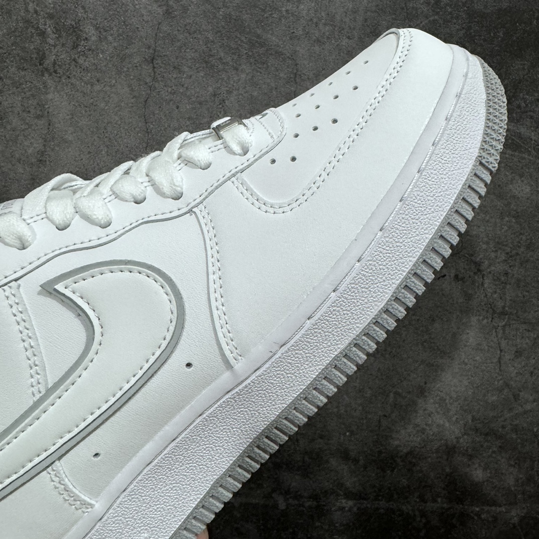 图片[6]-【纯原HY版本】Nike Air Force 1 Low 空军低帮板鞋 白灰色DV0788-100n原厂冲刀皮料切割干净 无任何毛边 清洁度细节完美 做工细节全方位比对原鞋。n原楦原纸板 打造纯正空军 专注外贸渠道 全掌内置蜂窝气垫 原盒配件 原厂中底钢印、拉帮完美！ 全套原楦原模倾力打造完美版型！n无解鞋型 原盒原配 超高清洁度 全鞋零毛边皮料切割！n官方原鞋1:1开发-全方位比对原鞋！n复刻官方原厂模具-倾力打造完美版型！！n全掌内置蜂窝气垫-材质用料绝不偷工减料！n全配色更换新一代最新版-鱼鳞纹大底！＋可荧光邦迪车缝线！nSIZE：35.5 36 36.5 37.5 38 38.5 39 40 40.5 41 42 42.5 43 44 44.5 45 46-莆田鞋批发中心