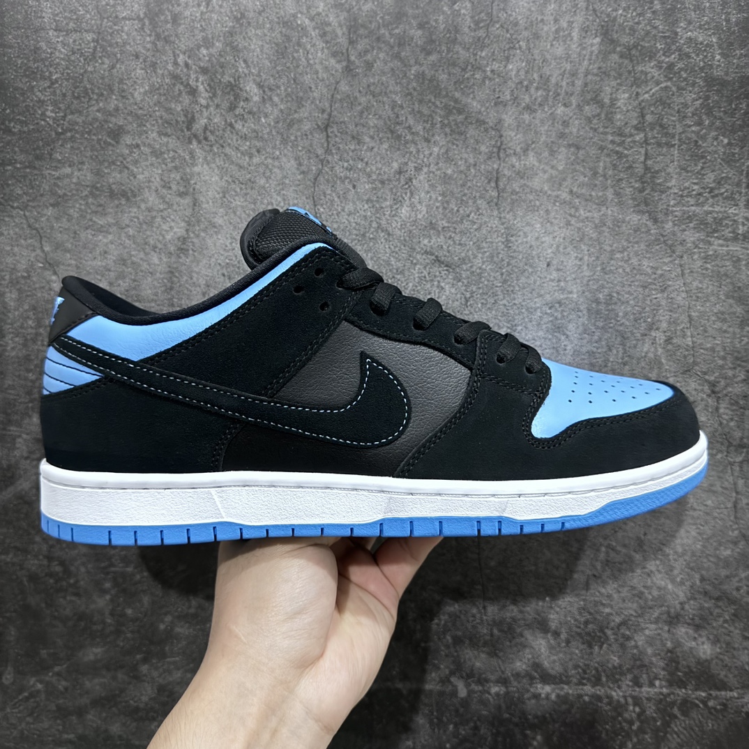 【Top纯原版】耐克Nike SB Dunk Low Pro\”Black University Blue\”扣篮系列低帮休闲运动滑板板鞋“黑北卡大学蓝”304292-048n男鞋真标半码制n升级原厂更新数据窄楦翘头版型n采用软质头层皮组合翻毛皮革鞋面材质n正确后跟反口里弧度 原厂中底布正确印刷n鞋垫嵌EVA缓震物料及Air Zoom气垫 外置RB耐磨橡胶大底❗️ 尺码：40 40.5 41 42 42.5 43 44 44.5 45 46 47.5n-莆田鞋批发中心