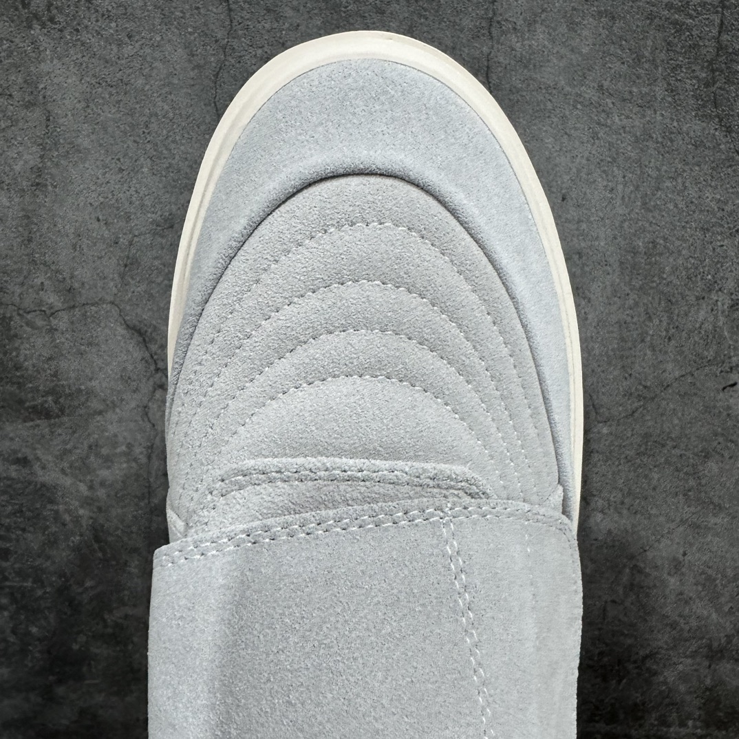 图片[5]-【广东纯原版本】敬畏上帝/Fear of God Skate Mid Suede Sneaker FOG 滑板系列中帮魔术贴增高系带百搭休平底闲运动板鞋“翻毛黑浅灰”nn男鞋广东原产n升级原楦数据开发版型n附赠精致鞋带与配防尘袋配件!!n采用固色牛反绒与牛剖革鞋面材质n内嵌PU增高缓震组合鞋垫 外置耐磨橡胶大底❗️ 尺码：39-45-莆田鞋批发中心