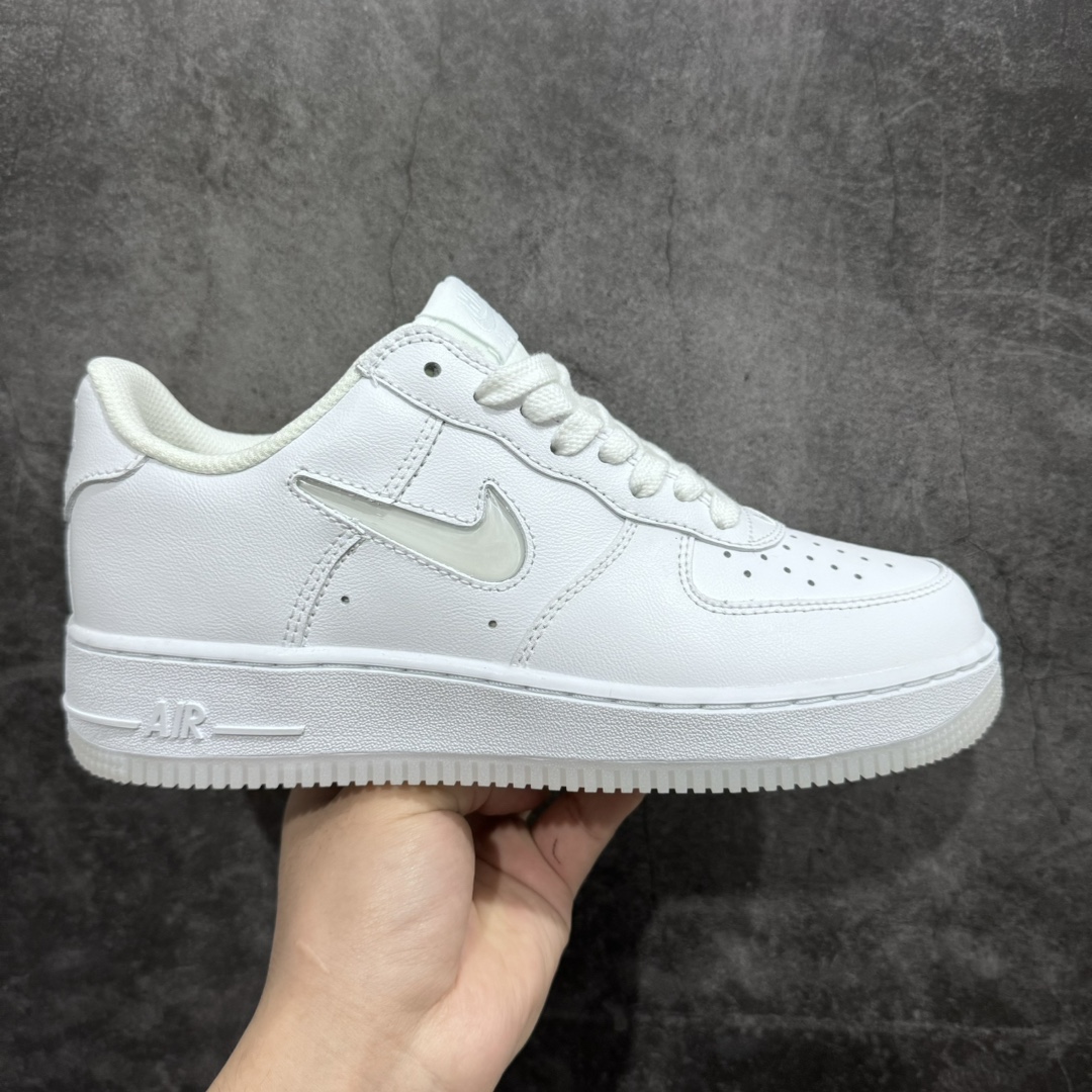 【公司级】NK Air Force 1‘07 Low ”Royal Jewel“ 果冻勾 空军一号低帮休闲板鞋 货号：FN5924-100n原楦原纸板 纯正空军版型 高清洁度 内置全掌气垫 尺码：36 36.5 37.5 38 38.5 39 40 40.5 41 42 42.5 43 44 44.5 45-莆田鞋批发中心